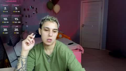 Sexy Lexie online show from April 14, 11:35 am