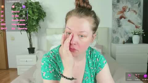 Lexi online show from February 25, 7:01 am