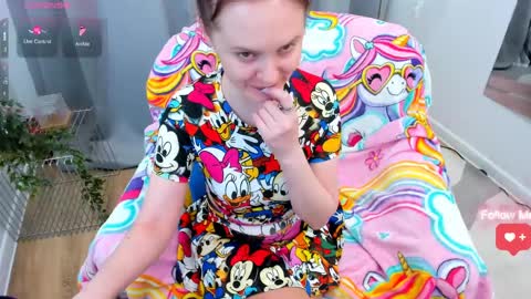 Lexi online show from April 7, 6:37 am