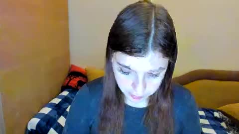 Elisabeth online show from December 2, 8:02 am