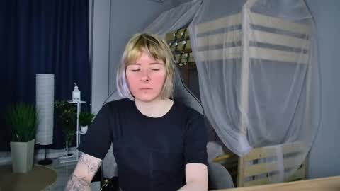Lexi Wenford NO NUDE GODDESS online show from May 19, 2:29 am