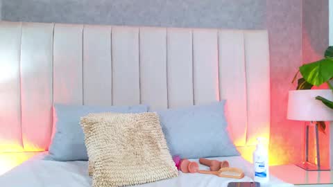 lexxi_gb online show from September 20, 5:54 am