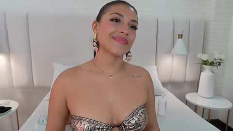 lexxi_gb online show from April 10, 9:08 pm