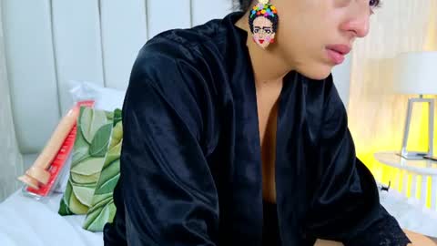 lexxi_gb online show from July 24, 2:09 am