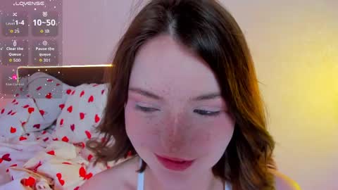 lexi miu online show from May 25, 8:04 pm