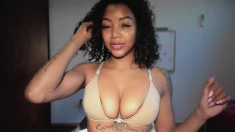 LEXY - Independent account online show from February 19, 8:24 am