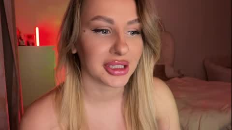 LexyRose X online show from March 30, 2:06 pm