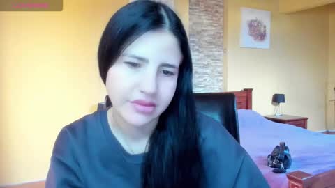 lexyswett online show from November 18, 8:28 am