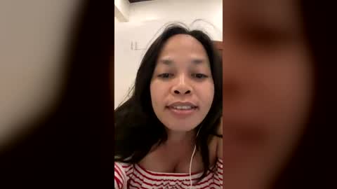 leyanne986106 online show from June 18, 12:54 pm