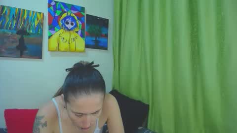 leyla_horny_bg online show from December 3, 11:05 pm