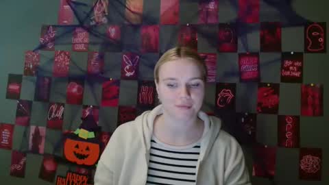 Leyla online show from October 15, 6:38 am