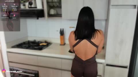 INSTA leylasteel model         online show from October 28, 3:24 pm