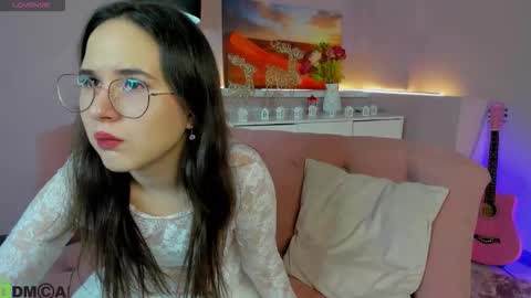 leylamirage online show from February 23, 12:18 pm