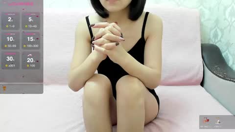 LEANNAA online show from December 20, 10:27 am