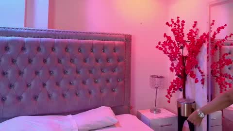 Lia  online show from April 19, 3:51 am