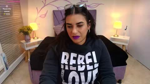  LIA  online show from September 18, 12:42 pm