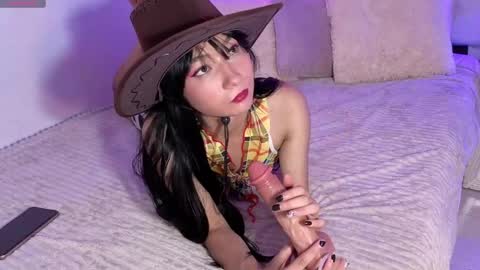 lia kitty0 online show from April 2, 7:10 pm