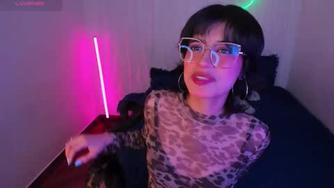 lia_leandro888 online show from March 11, 10:46 pm