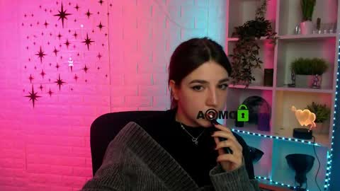 Snapshot of lia_make_love chatting on October 6, 2:24 pm lia_make_love online show from October 6, 2:24 pm