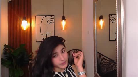 LIA online show from April 11, 6:12 pm