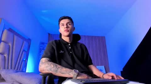 Liam Smith online show from October 1, 12:15 pm