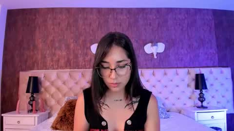 liaa turner  online show from October 2, 10:30 pm