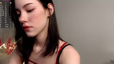 Lia  online show from August 8, 9:30 am