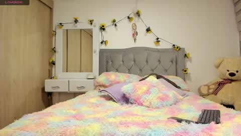 Lia  online show from February 13, 4:00 am