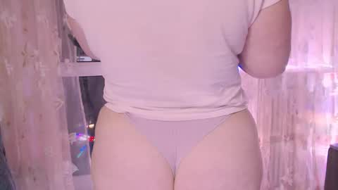 miss Lia  colection for travel online show from December 8, 10:14 pm