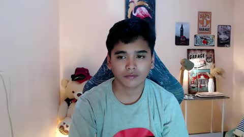 liam_anthonyxx online show from October 20, 10:53 am