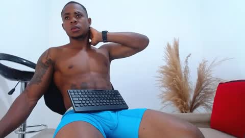 liam_bolt online show from July 22, 4:14 am