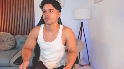 Liam Collins online show from October 20, 11:48 am