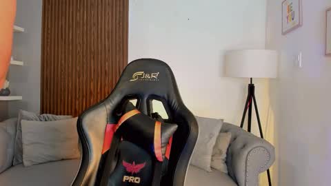 Liam Collins online show from September 18, 11:47 am