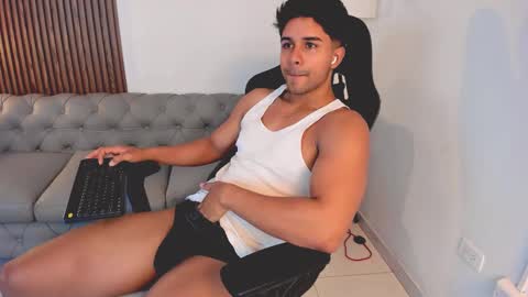 Liam Collins online show from October 15, 11:55 am