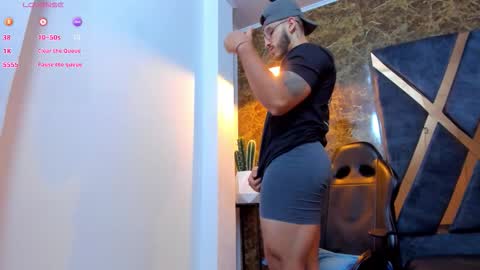 LIAM KLEIN online show from September 19, 11:47 am