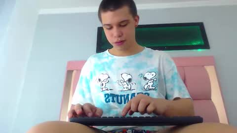 liam_york online show from November 29, 7:54 pm