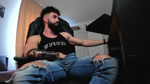 Liam online show from April 11, 7:24 am