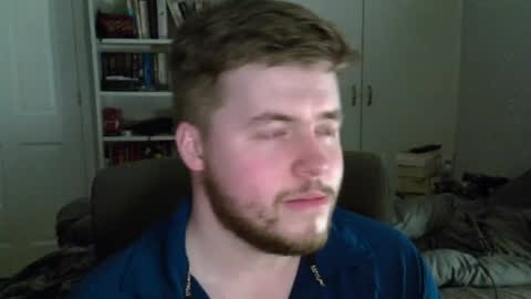 Liam Fox online show from April 26, 1:47 am