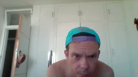 LiamRose online show from May 17, 5:27 am