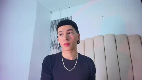 lian_cameron online show from June 2, 3:52 am