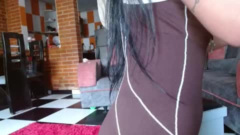 Liarouse04 online show from May 8, 1:39 pm