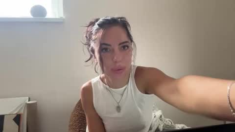 Snapshot of libre_queen chatting on October 19, 8:52 am libre_queen online show from October 19, 8:52 am