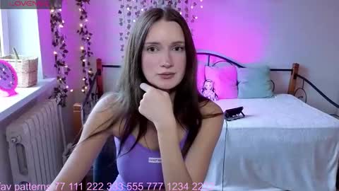 Snapshot of lick_it_up_big_boy chatting on October 20, 12:43 pm Welcome guys in my room Im Claire online show from October 20, 12:43 pm