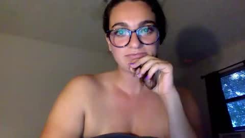 lickit19375 online show from November 5, 10:34 pm