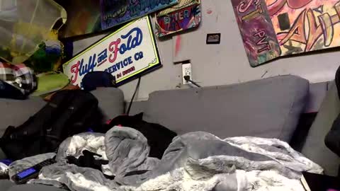 IM A BAD DAWGY WOOF WOOF online show from November 20, 1:32 pm