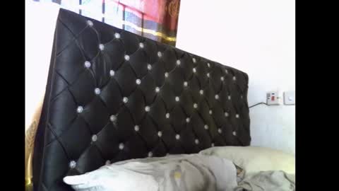 lickmefuckmex online show from November 8, 9:12 am