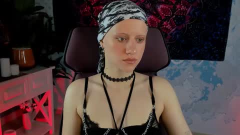 Hey My name is Lida online show from July 10, 8:52 am