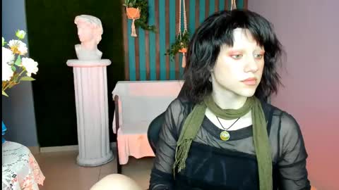 Hey My name is Lida online show from May 20, 9:27 am