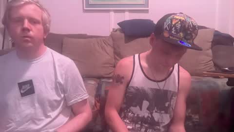 lighteye12489275 online show from October 4, 9:40 am