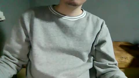 Max online show from January 18, 6:32 pm